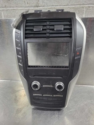 15 LINCOLN MKC Audio & Visual Equip.(radio) Foto 1 de 3