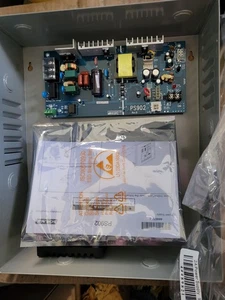 SCHLAGE Allegion PS902 12VDC &24VDC Field Switchable Power Supply & Enclosure P4 - Picture 1 of 5