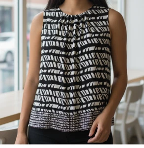 Calvin Klein Women’s Blouse S – Sleeveless Keyhole Back Top, Lightweight & Chic - Picture 1 of 12