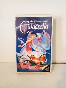 "Cinderella" VHS Video (Disney Black Diamond), Clamshell - Picture 1 of 3