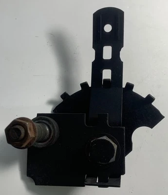 21" Troy Bilt Lawn Mower Briggs & Stratton 650 6.5 Series ~ RH Adjuster Part - Image 1 of 2