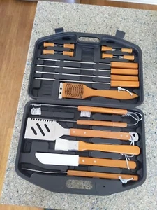 Mr. Bar-B-Q 18-teiliges Werkzeugset mit Koffer - Bild 1 von 4