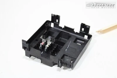 2020-2022 FORD ESCAPE 1.5L ENGINE BAY RELAY FUSE BOX JUNCTION BLOCK OEM - Image 1 of 4