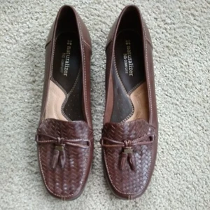 Naturalizer 9N Clio N5 Comfort Tassel Loafers Womens Brown Leather Slip On Shoes - Picture 1 of 9
