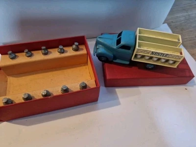 dan-toys Studebaker camion laitier nestlé complet - Photo 1/4