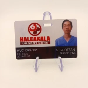 Insignia de identificación de atención urgente Haleakala utilería de programa de televisión de Silicon Valley (03) - Imagen 1 de 2