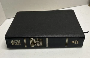 Nelsons NKJV Study Bible Black Genuine Bonded Leather Gold Edge Red Letter - Picture 1 of 12