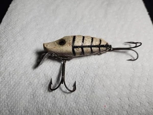 Vintage Heddon River Runt In Rare Luminous Black Ribs - Picture 1 of 10