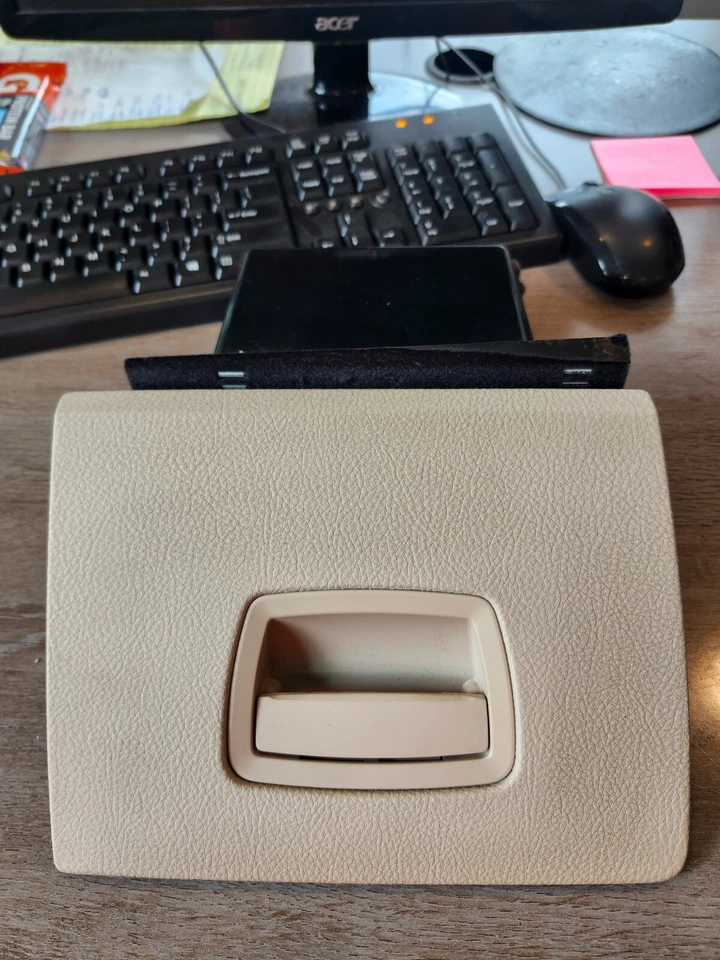 09-2015 BMW 750li 760li 740li Bandeja izquierda Compartimento de almacenamiento Caja Borde Moneda Arena Foto 1 de 1