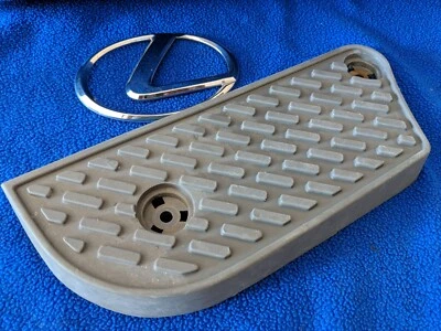 Lexus LX470 Rear Floor Mat Plate left driver 1998-2002 Gray:LF10 OEM step - Image 1 of 4