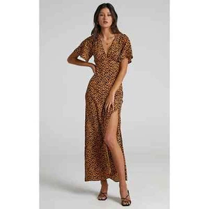 SHOWPO. TIARNE RELAXED MAXI DRESS IN ANIMAL PRINT - Picture 1 of 3