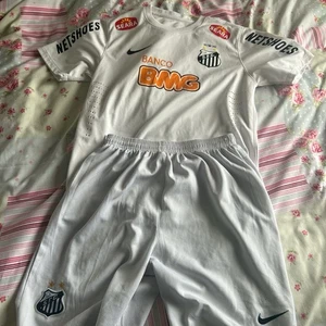 Neymar Jr Santos 2011/12 Retro Kit With Shorts | Aged 12-14 (Size 28) - Picture 1 of 3