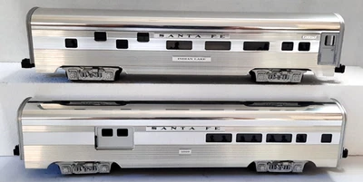 LIONEL ~ O GA ~ SANTA FE ~ 2 ALUM PASS. CARS -ADD-ON SET ~ #6-19110 & 6-19138 - Image 1 of 4