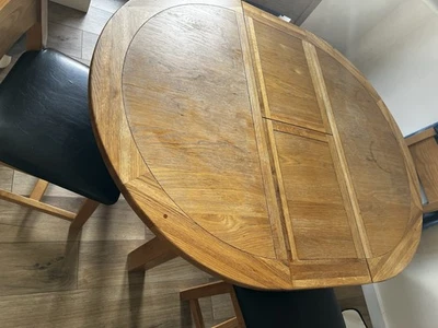 Oak Furniture Land Solid Round Extendable Dining Table - Image 1 of 4