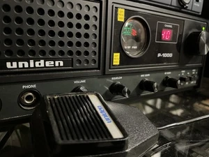 Uniden P-1000 CB Transceiver 40 Kanal FM Heimstation - Basestation - Photo 1/1