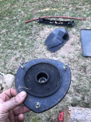 Montaje de puntal de suspensión delantero Mitsubishi 3000GT/Dodge Stealth 91-99 mb949423 Foto 1 de 2