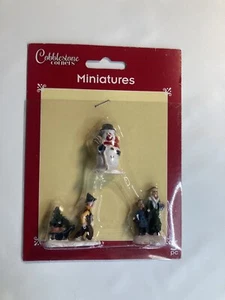 NEW Cobblestone Corners Christmas village miniatures - Picture 1 of 2