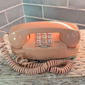 Modelo de exhibición de teléfono vintage de los 90 Peach Signature Princess Touchtone Trimline - Imagen 1 de 10
