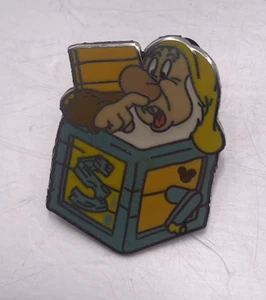 2009 Hidden Mickey Jack In The Box Sneezy Letter S Disney Pin 74580 - Picture 1 of 6