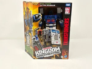 Hasbro Transformers WFC Trilogy Kingdom Leader Ultra Magnus NUOVO SIGILLATO - Foto 1 di 2