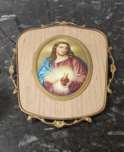 Antique Lithograph Jesus Sacred Heart Gold Frame Convex Glass Lighted Religious - Picture 1 of 10