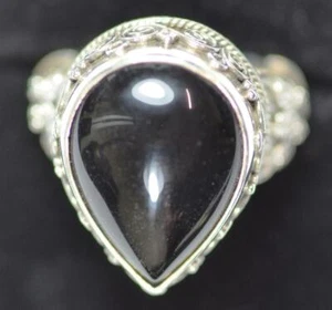 Suarti Teardrop Onyx in Statement Scrolled Ring Setting, size 6 0026 - Picture 1 of 5