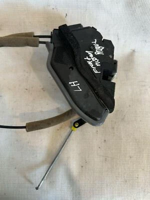 2014-20 NISSAN ROGUE INSIDE DOOR HANDLE W/ LATCH DRIVER FRONT - Image 1 of 4