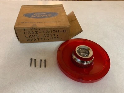 Ford Custom 500 1965 luz trasera lámpara lente con luz de respaldo nos C5Az-13450-D Foto 1 de 4