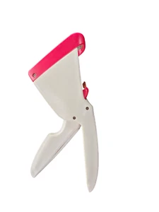 Chef'n Strawberry Slicester, Hand Held Fruit Slicer, White/ Red, - Picture 1 of 4