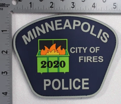 Minneapolis Police Dumpster Fire Patch - Imagem 1 de 3