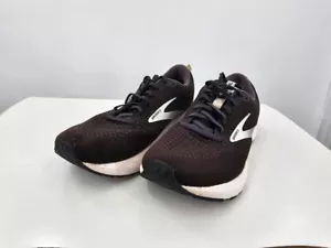 Size 10 - Brooks Revel 4 Black - 120337-1B-063 - Picture 1 of 12