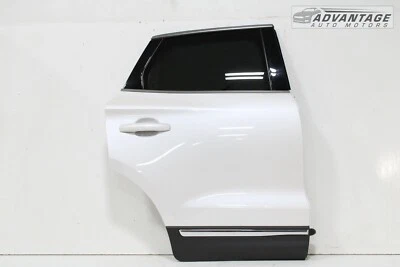 Lincoln MKC 2016-19 puerta trasera derecha panel carcasa blanco platino tricoat OEM Foto 1 de 4