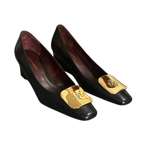 Neu Tory Burch Schuhe 5,5 Georgia Keilabsatz schwarz Logo Medaillon mit Karton 378 $ - Bild 1 von 4