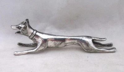 1910/20’S WMF SILVER PLATED RUNNING DOG WITH COLLAR KNIFE REST OSTRICH MARK, 1/0 - Image 1 of 4