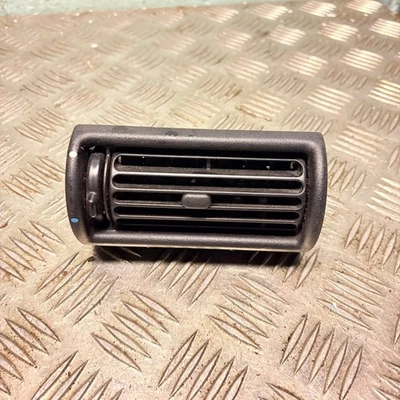 LDV Convoy Pilot MK3 2.4 TD OS right dash dashboard air vent 2005 - Image 1 of 4