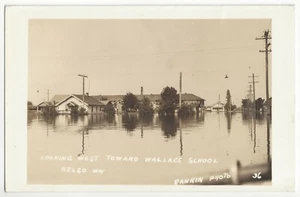 1930 Kelso, Washington - FOTO REAL de la ciudad inundada - postal vintage - Imagen 1 de 2