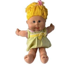 Vintage Cabbage Patch Doll Blonde Hair Blue Eyes Play Along 2004 - Picture 1 of 19