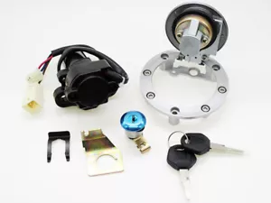 Set chiavi blocco sedile accensione adatto a Yamaha YZF R6 2000 2001 2002 2003 2004 2005 - Foto 1 di 10