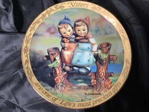 MJ. Hummel  Sisters Plate  Collection Danbury Mint Limited edition precious gift - Picture 1 of 5