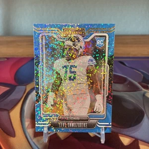 2021 Panini Playbook Rookie Sparkle Levi Onwuzurike #160 Rookie RC - Picture 1 of 2