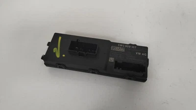 CENTRALINA Porta POSTERIORE Skoda Octavia Combi (NXAC) 2022 5WC959107 #372743 - Immagine 1 di 2