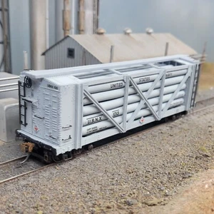 HO Scale Beaver Models Helium Car Kit – Solid / Friction Bearing Trucks - Picture 1 of 7