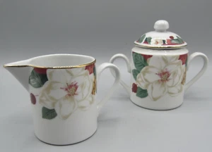 Vintage Tienshan Magnolia Fine China Creamer & Sugar Bowl with Lid Set - Picture 1 of 9