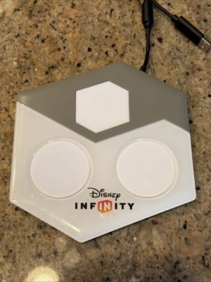 Almohadilla USB Disney Infinity Base Portal para consolas de juegos modelo INF-8032386 Foto 1 de 3