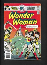 Wonder Woman #224 FN/VF 7.0 High Resolution Scans