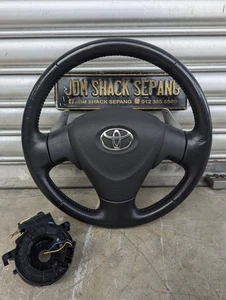 TOYOTA Steering Wheel 3 SPOKE LEATHER SHIFTER - Picture 1 of 4