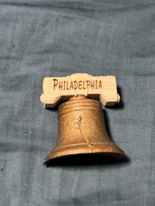 Philadelphia Liberty Bell Fridge Magnet - Picture 1 of 2