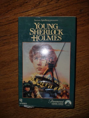 Young Sherlock Holmes 1985 BETA Rare Steven Spielberg (NOT VHS) Watermark Sealed Foto 1 de 4