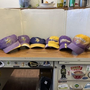 Menge 6 Minnesota Vikings Hüte Staubig Aber Reinigbar - Bild 1 von 14