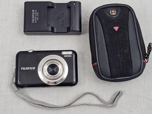 FOTOCAMERA DIGITALE FUJIFILM JV100 12MP MEGA PIXEL CON OBIETTIVO FUJINON 6,6-19,8MM - Foto 1 di 7